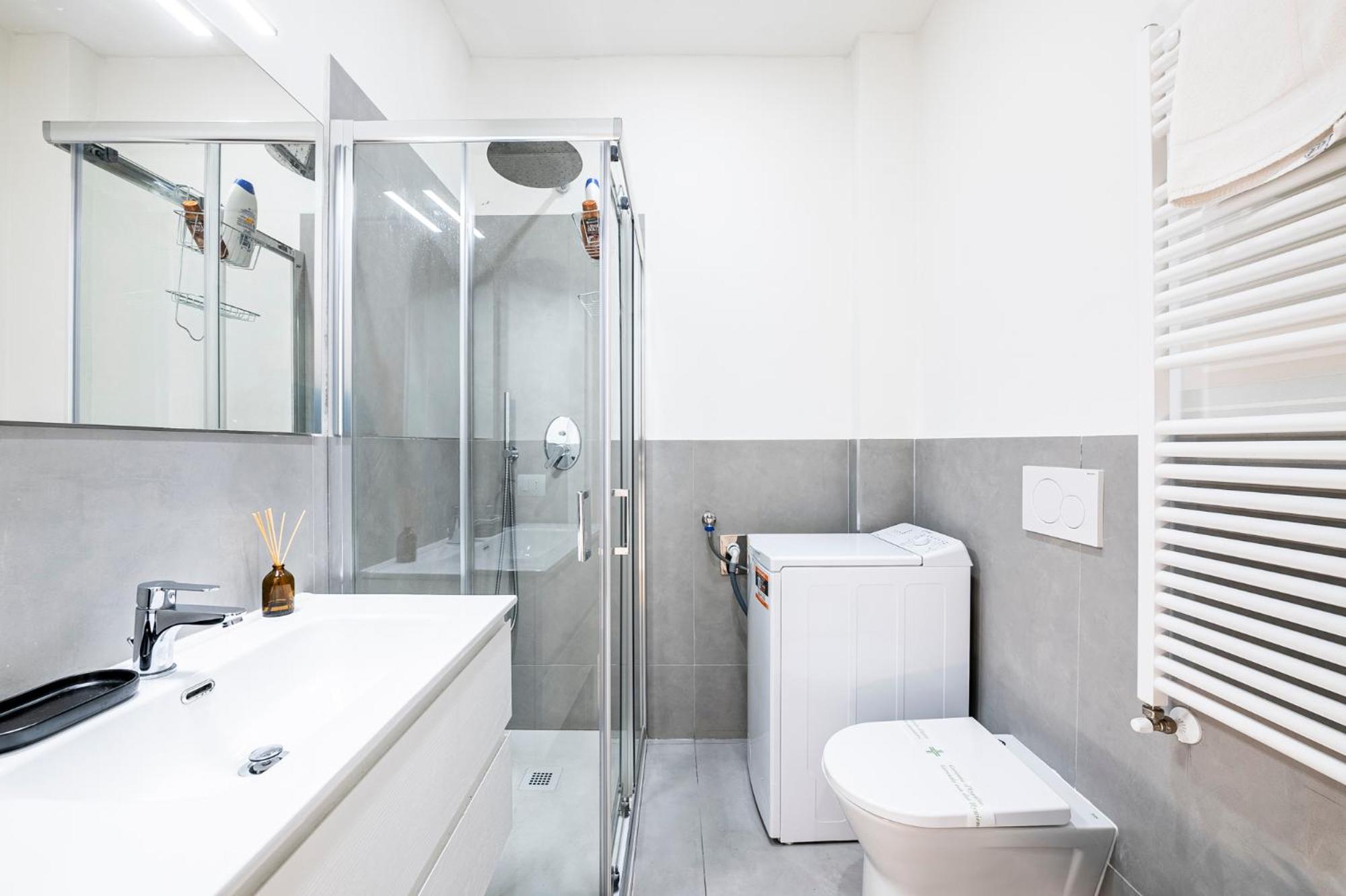 10 Minuti Duomo - Double Suite Con Idromassaggio ฟลอเรนซ์ ภายนอก รูปภาพ